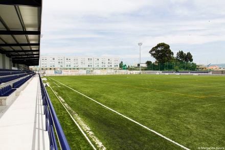 Estádio do Clube de Futebol de Oliveira do Douro (POR)
