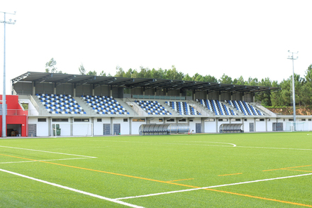 Estádio Municipal de São Mateus (POR)