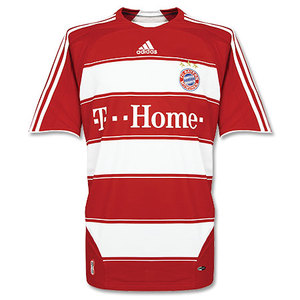 Bayern Munich (GER)